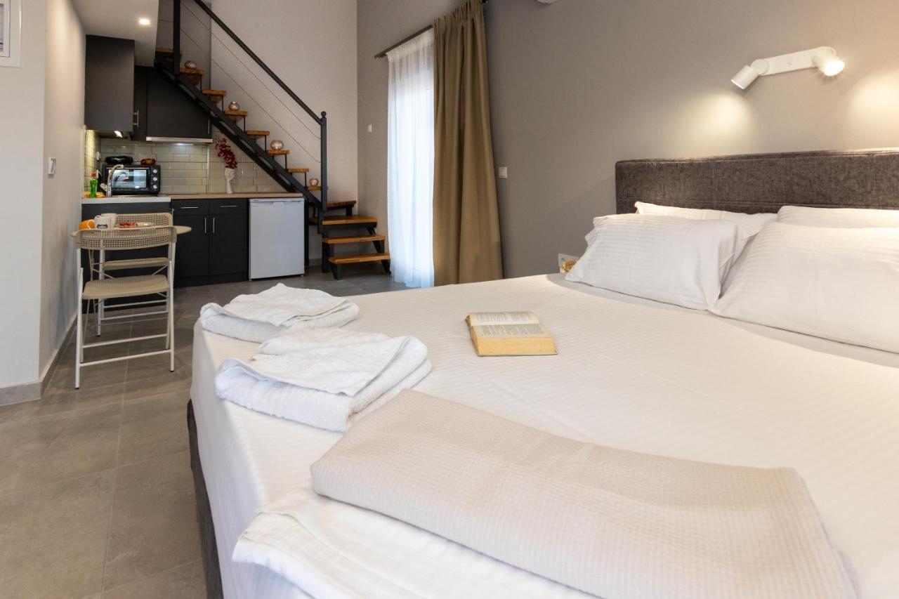 Elite City Apartments & Maisonettes Lefkada City Bagian luar foto